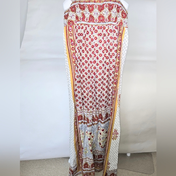 BOSTON PROPER BOHEMIAN STYLE LONG DRESS. 2 overlays. White, red. Size 4 - Picture 2 of 9
